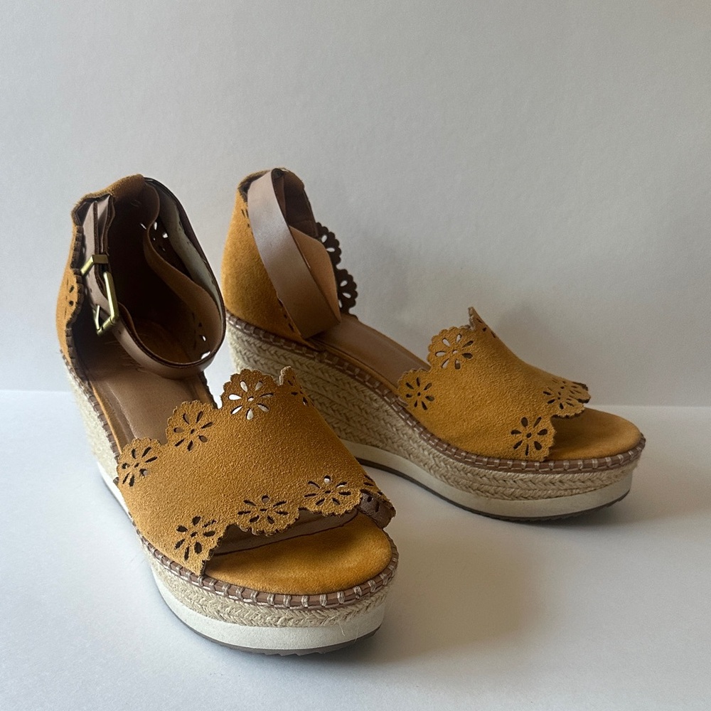Crown Vintage- Afternoon Sun CV- Dunja Wedge Sandals, Size 9